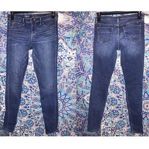 Mossimo Medium-Wash, Mid-Rise, Jegging (Size 8.)